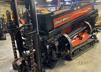  - DITCH WITCH JT3020AT 2011  